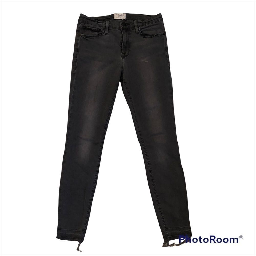FRAME black skinny jeans. Size 27